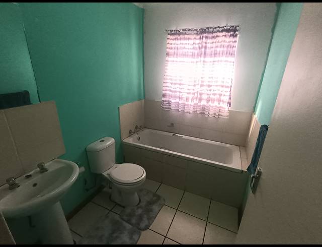 2 BEDROOM SECTIONAL TITLE FOR SALE IN VISTA PARK